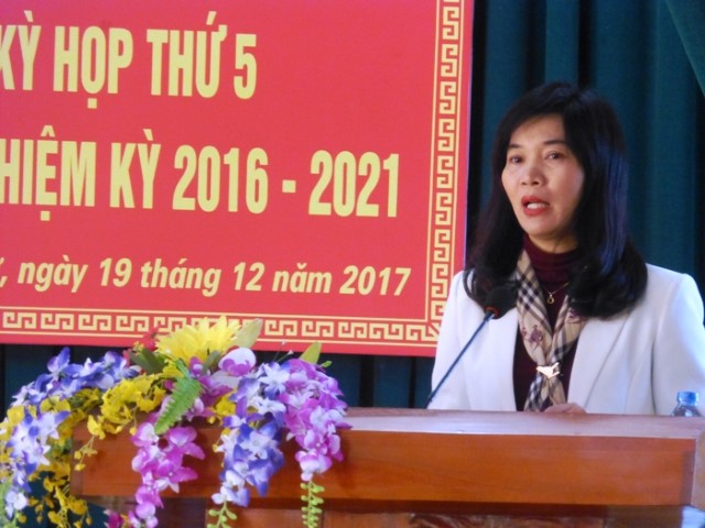 Phó Chủ tịch Phùng Thị Hồng Hà tiếp xúc cử tri huyện Thanh Oai sau kỳ họp thứ 5